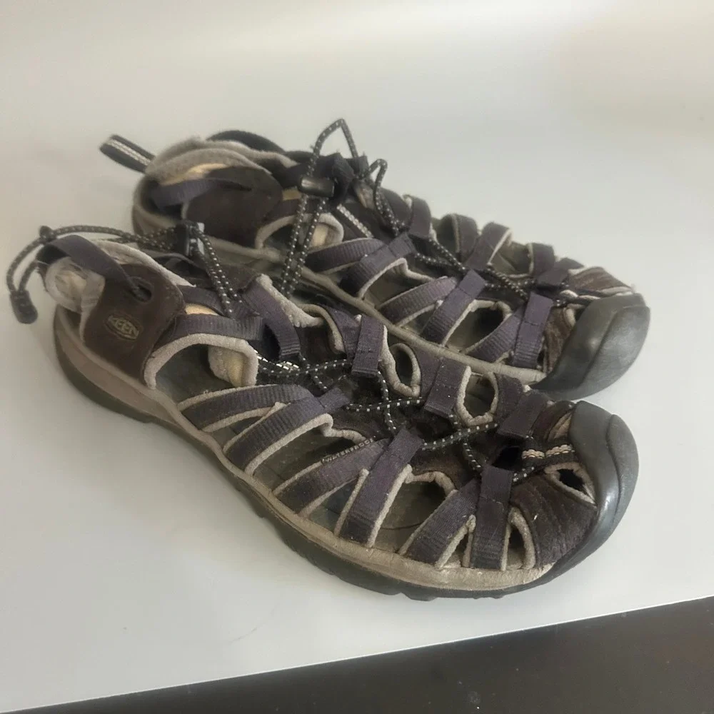 Keen Whisper Sandals Womens 9.5 Dark Grey Purple Waterproof Hiking Sport Shoes